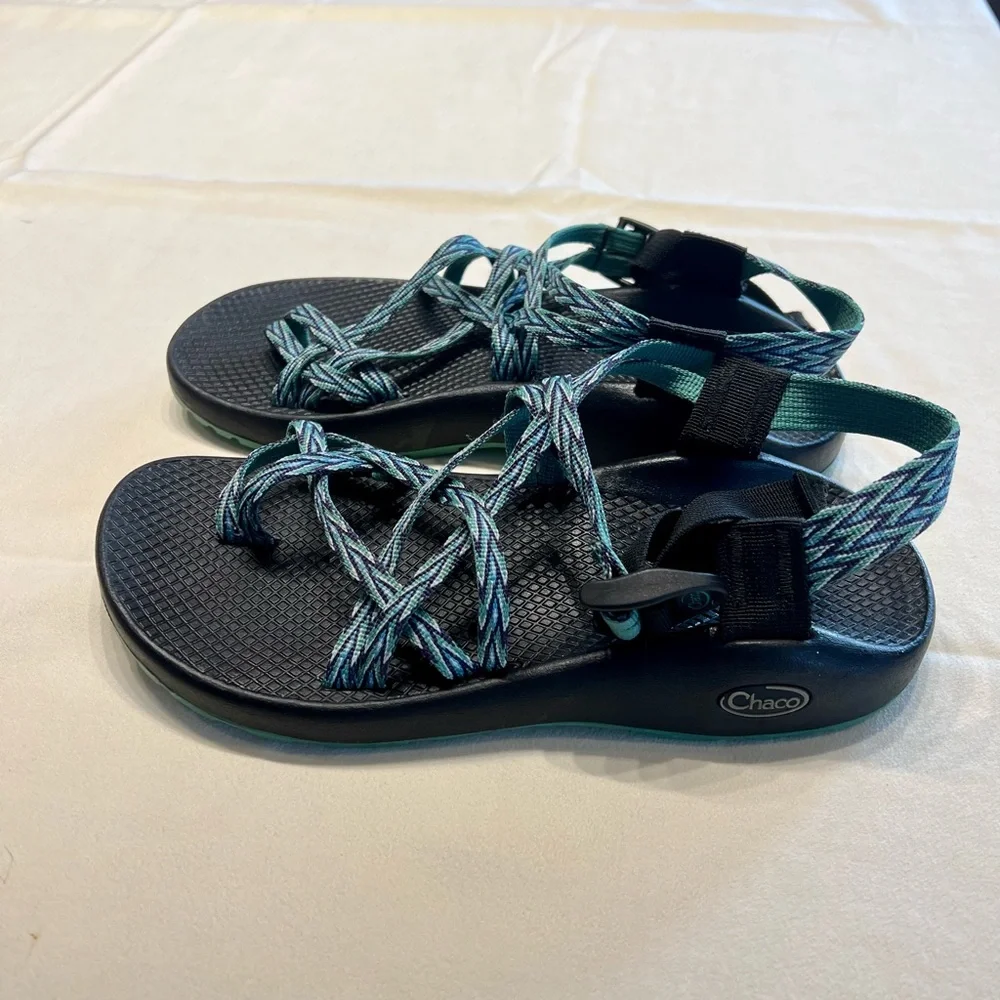 CHACO Womens size 9 - Picture 2 of 10